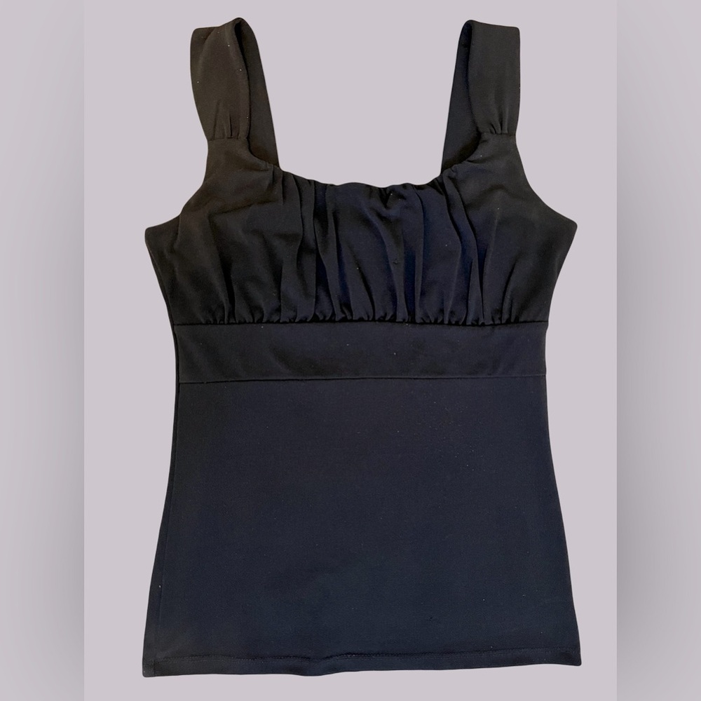 ▪️Black Square Neck Tank